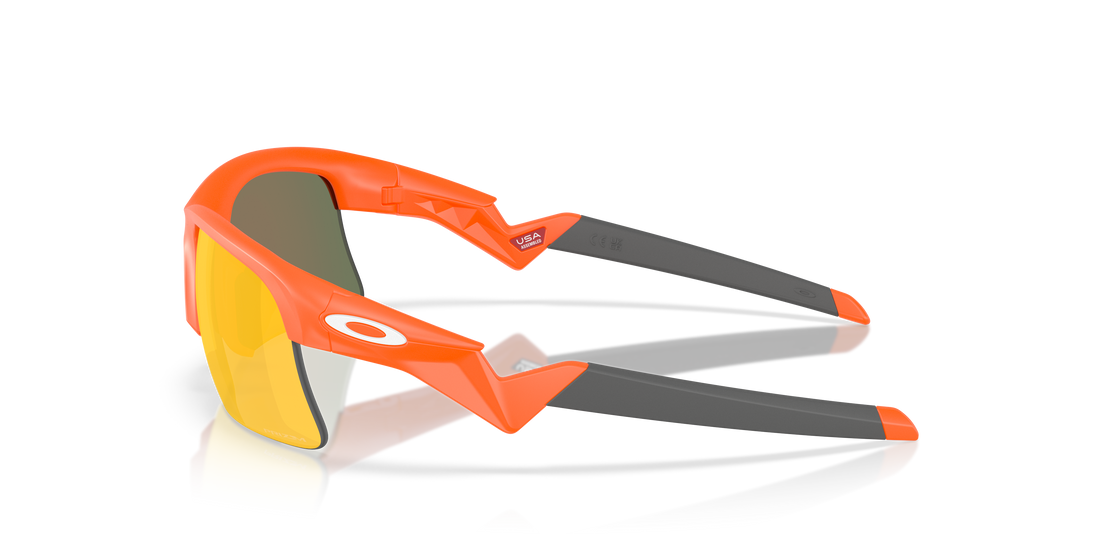 Óculos de sol oakley oj9013 capacitor 901307 naranja rectangular infantil tamanho 62mm - Vista de detalhe