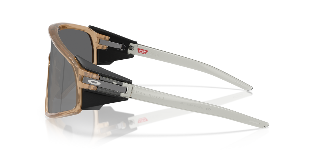 Óculos de sol oakley oo9404 latch panel 940407 marrón mask unisex tamanho 35mm - Vista de detalhe