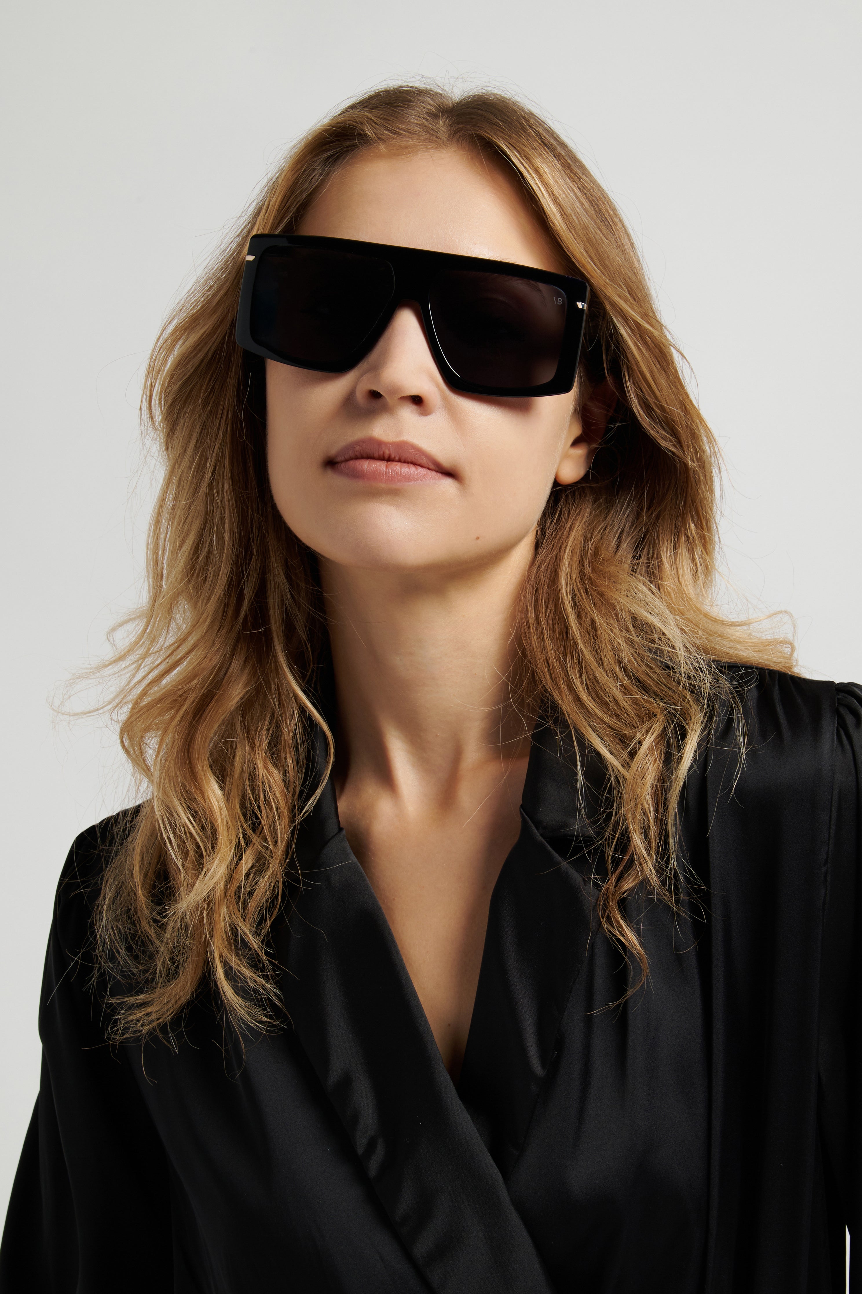 VICTORIA BECKHAM VB 7000/S 807 IR 59