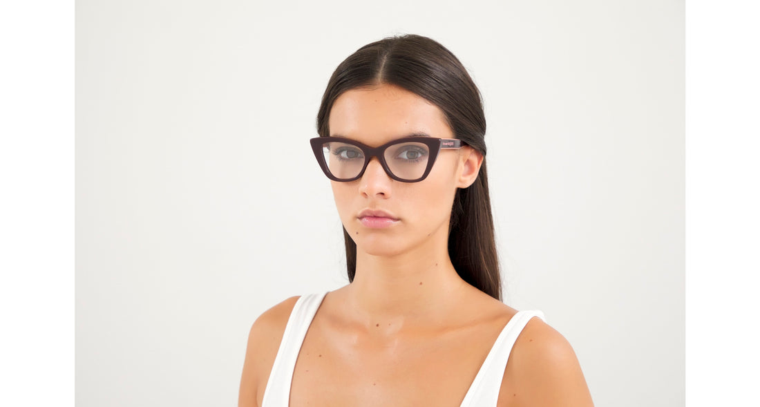 Gafas graduadas alexander mcqueen am0305o 004 femenino talla 50mm - Vista de detalle