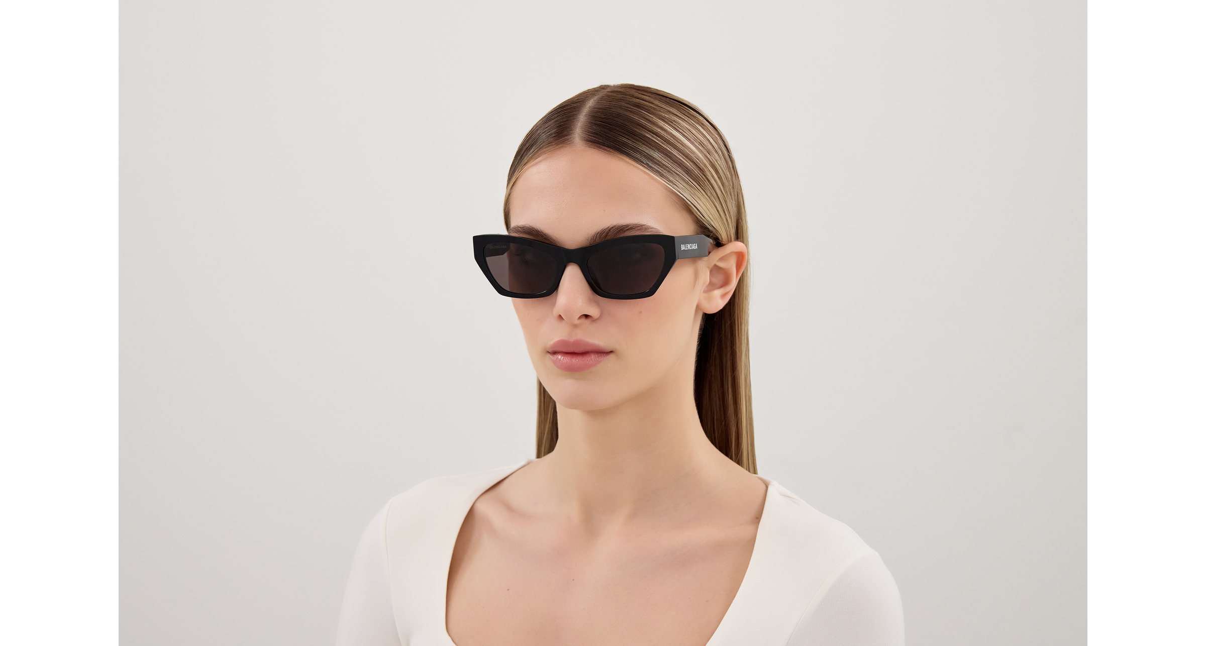 BALENCIAGA BB0447S 001 56