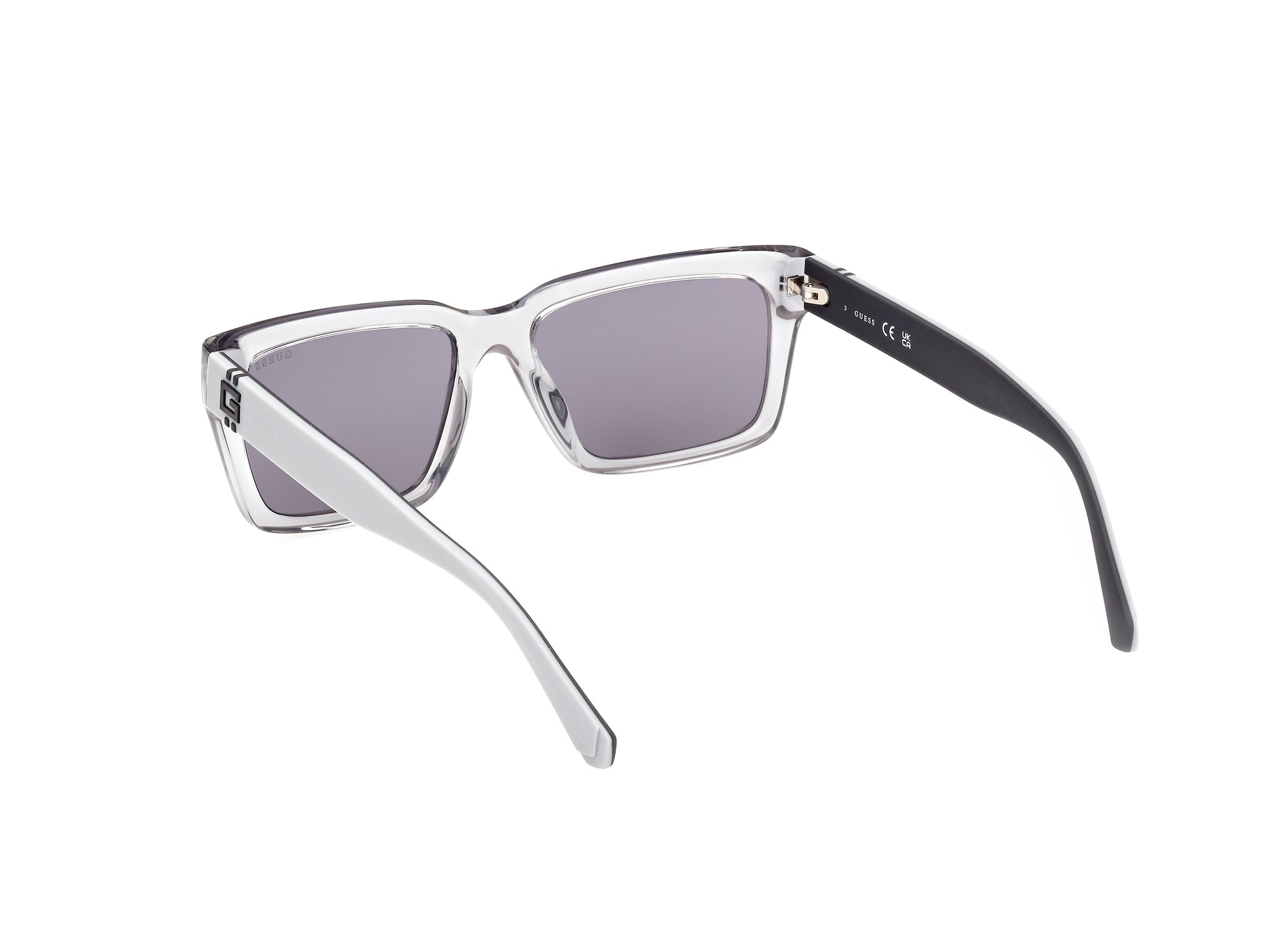 GUESS GU00121 20A 56