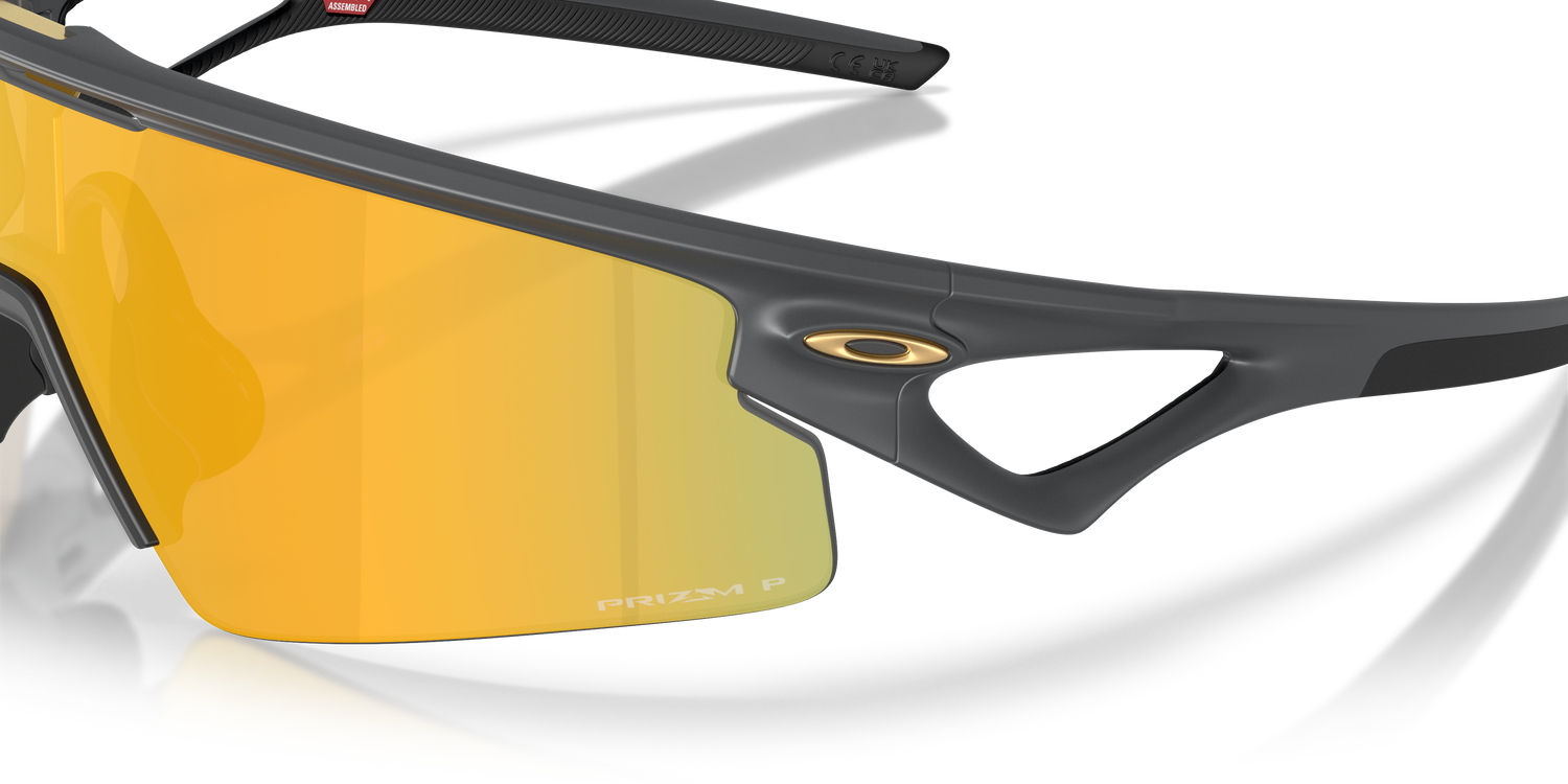 OAKLEY OO9531 SPHAERA STRIKE 953103 37