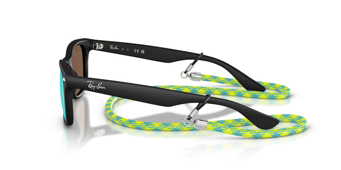 Óculos de sol ray-ban junior rj9052s junior new wayfarer 702855 negro square infantil tamanho 47mm - Vista de detalhe