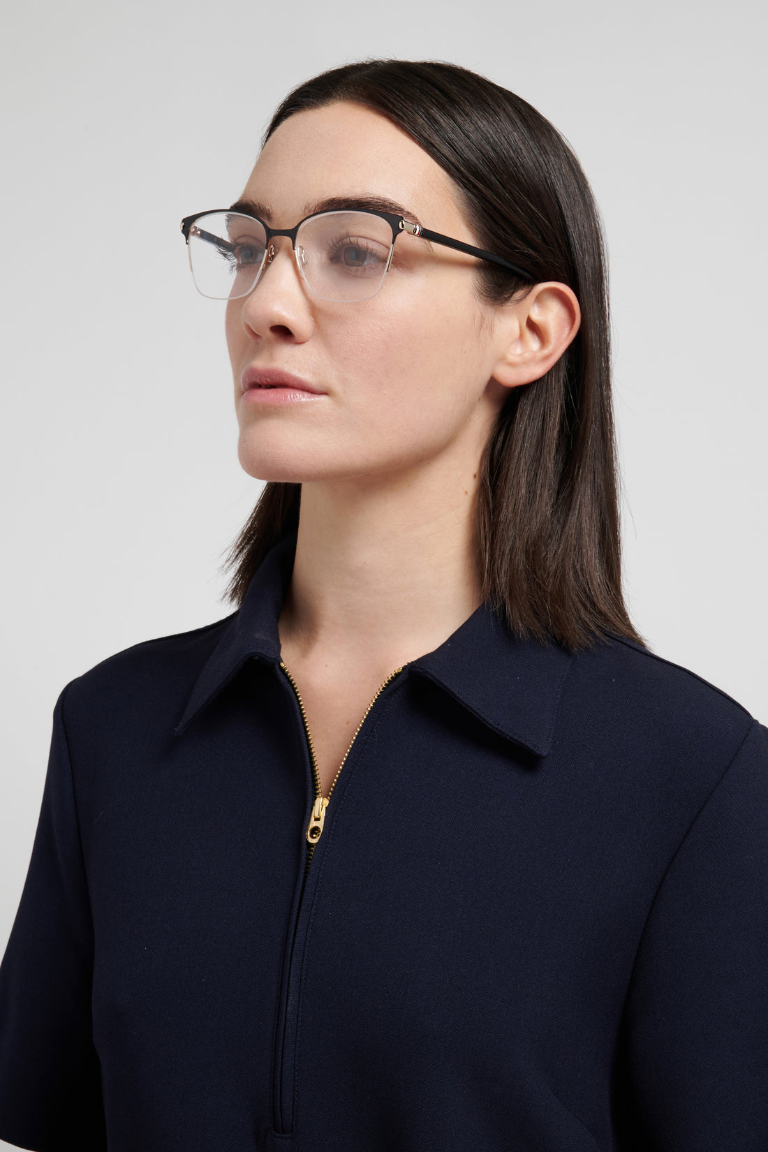 Óculos graduados tommy hilfiger th 2352 2m2 negro rectangular femenino tamanho 53mm - Vista de detalhe