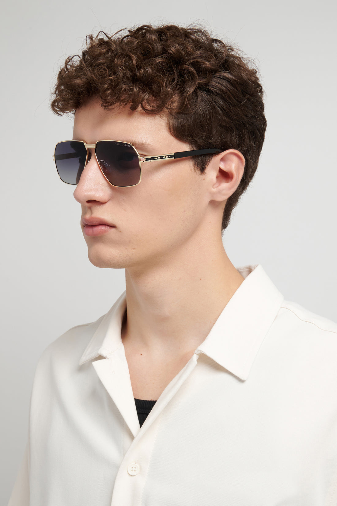 Sonnenbrillen marc jacobs marc 906/s rhl 9o dorado navigator masculino größe 61mm - Detailansicht