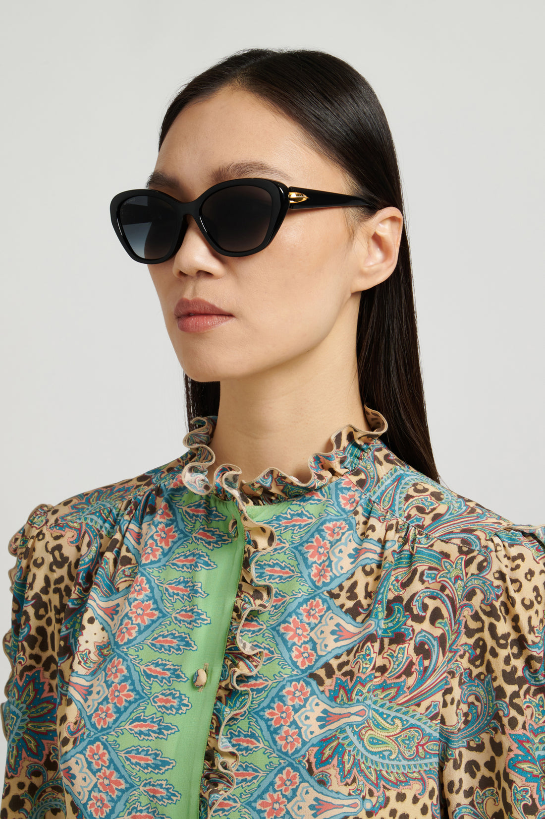 Óculos de sol etro 0133/f/s 807 9o negro butterfly femenino tamanho 55mm - Vista de detalhe