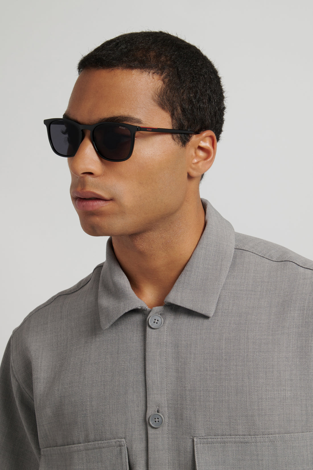 Occhiali da sole hugo hg 1399/s 807 ir negro rectangular masculino taglia 53mm - Vista dettagliata