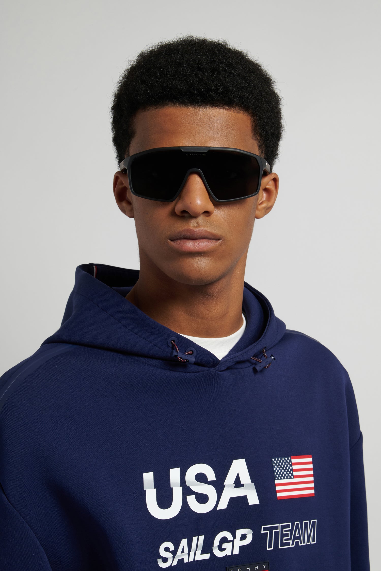 TOMMY HILFIGER TH 2357/S 003 IR 99