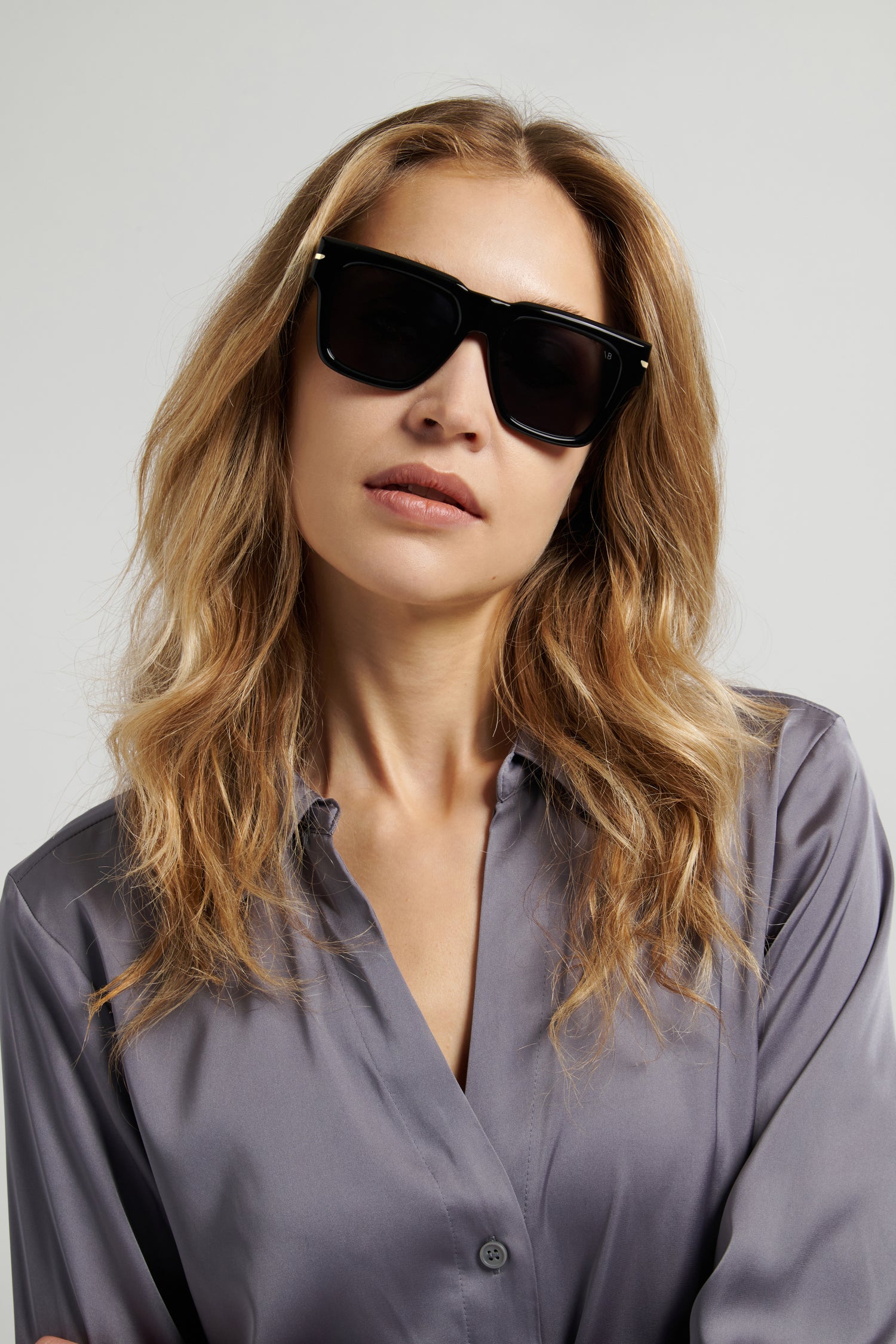 VICTORIA BECKHAM VB 7004/S 807 IR 53