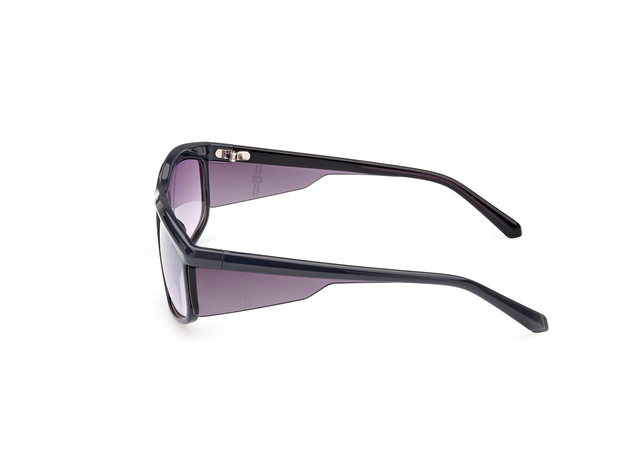 GUESS GU00073 20X 57