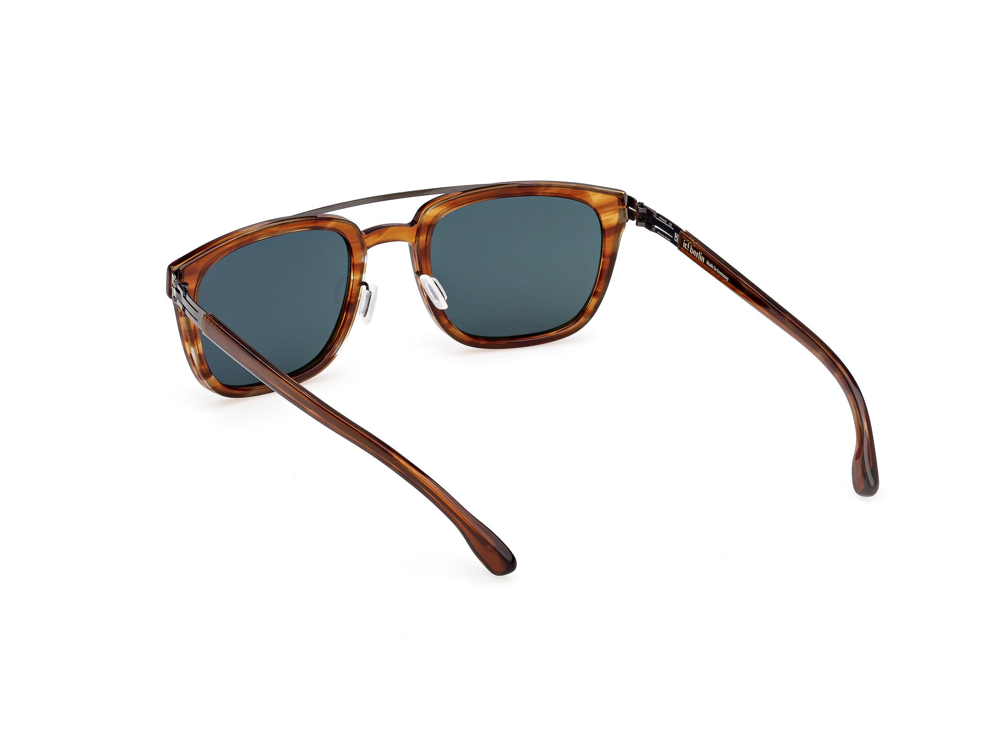 IC! BERLIN IC0211 JULIEN 05N 53